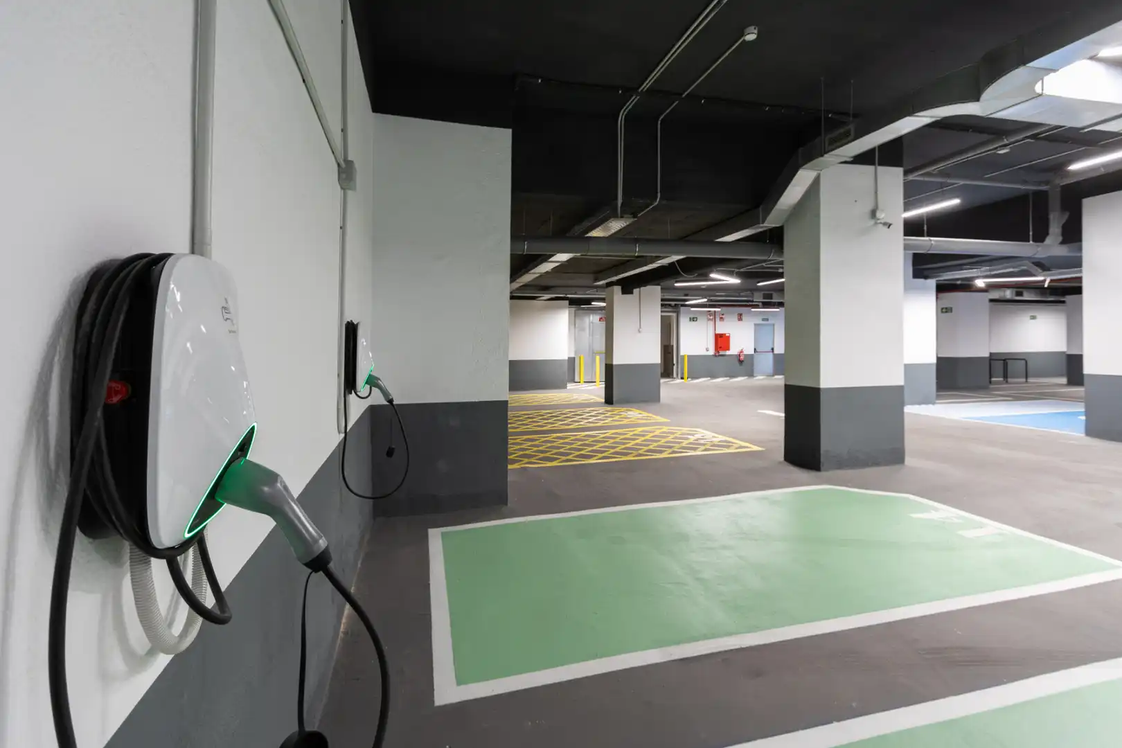 Parking of Storage room for rent in Madrid  with Alarm