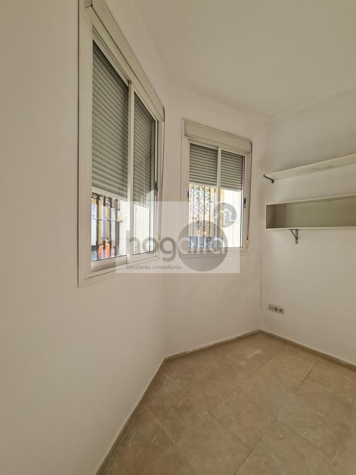 Bedroom of Planta baja to rent in  Sevilla Capital  with Furnished