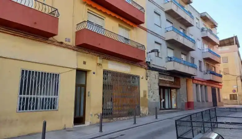 Local comercial en venda a C/ Blas Sorribas