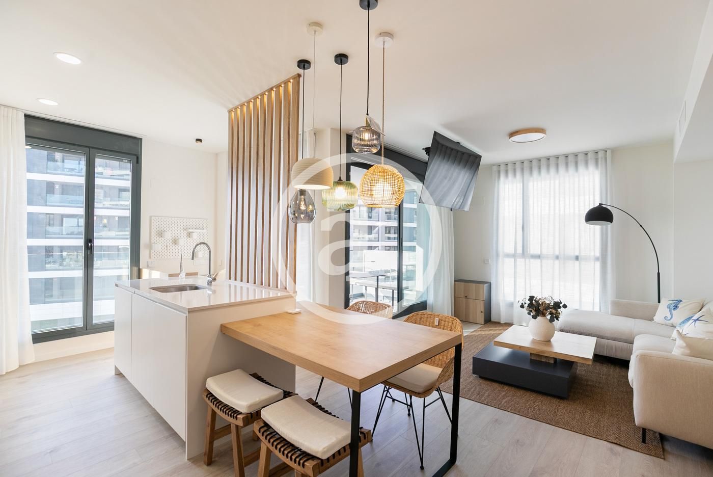 Living room of Flat to rent in Badalona  with Air Conditioner, Heating and Storage room