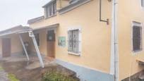 Vista exterior de Casa o xalet en venda en Boal amb Calefacció, Jardí privat i Traster