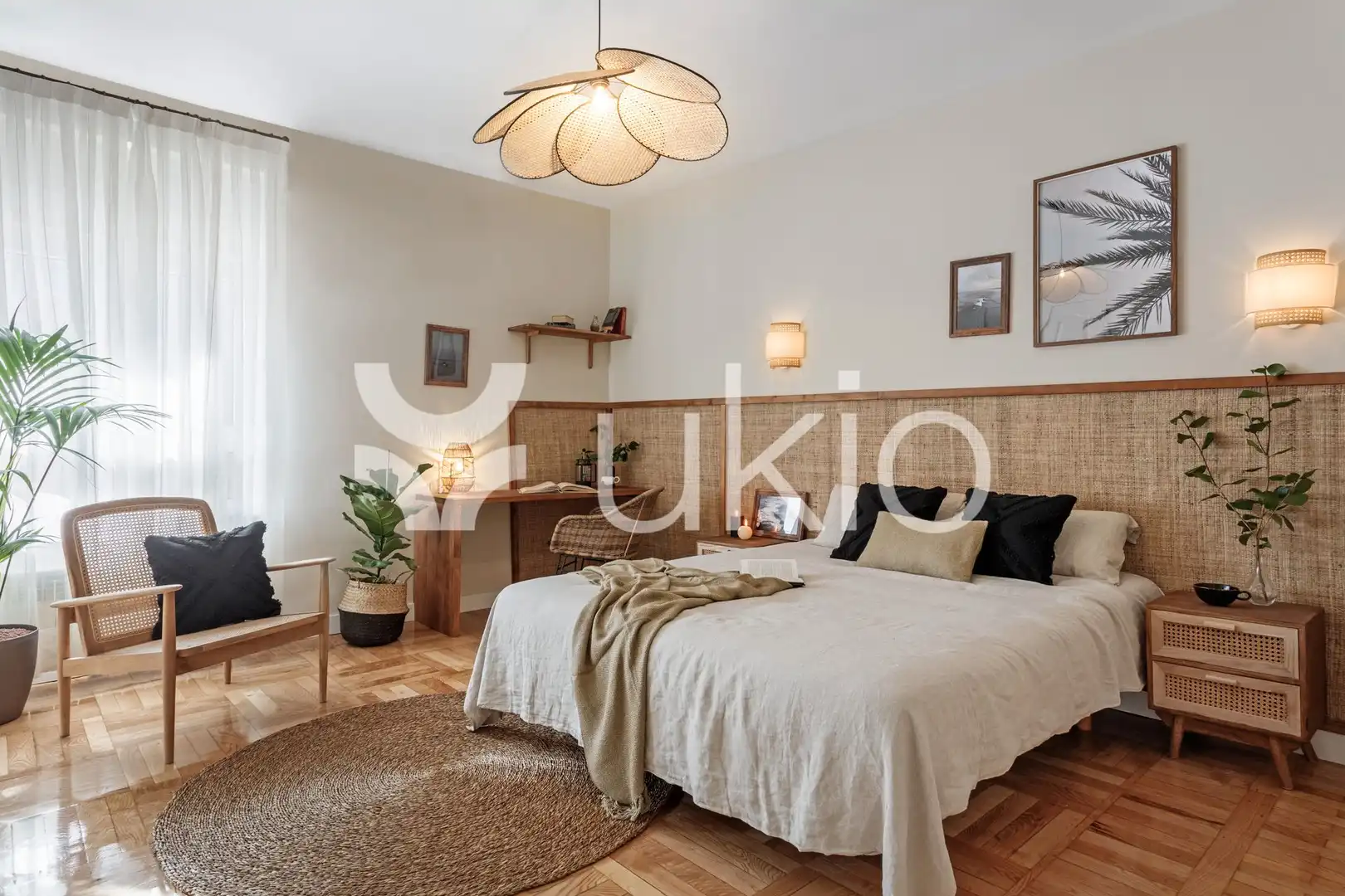 Bedroom of Apartments for rent in Madrid  with Air Conditioner, Terrace and Furnished