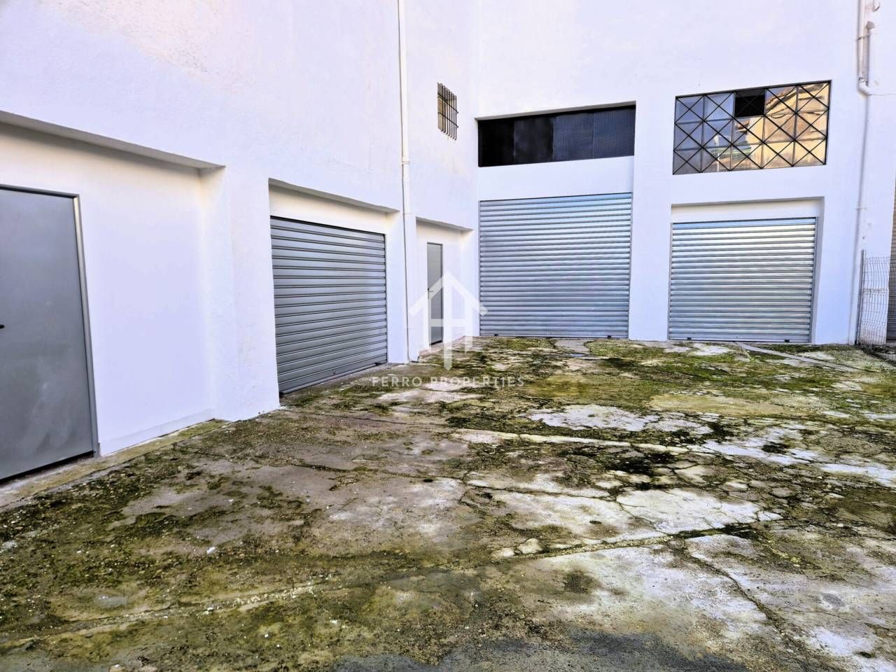 Vista exterior de Traster de lloguer en Loja