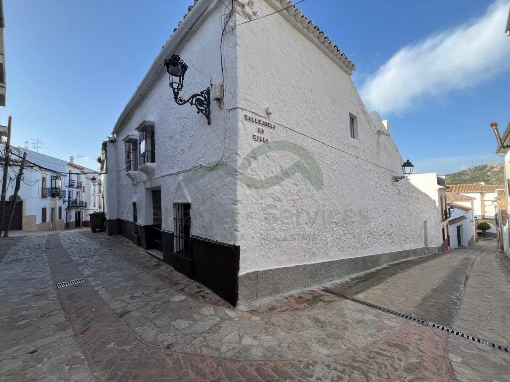 Exterior view of Country house for sale in Cañete la Real
