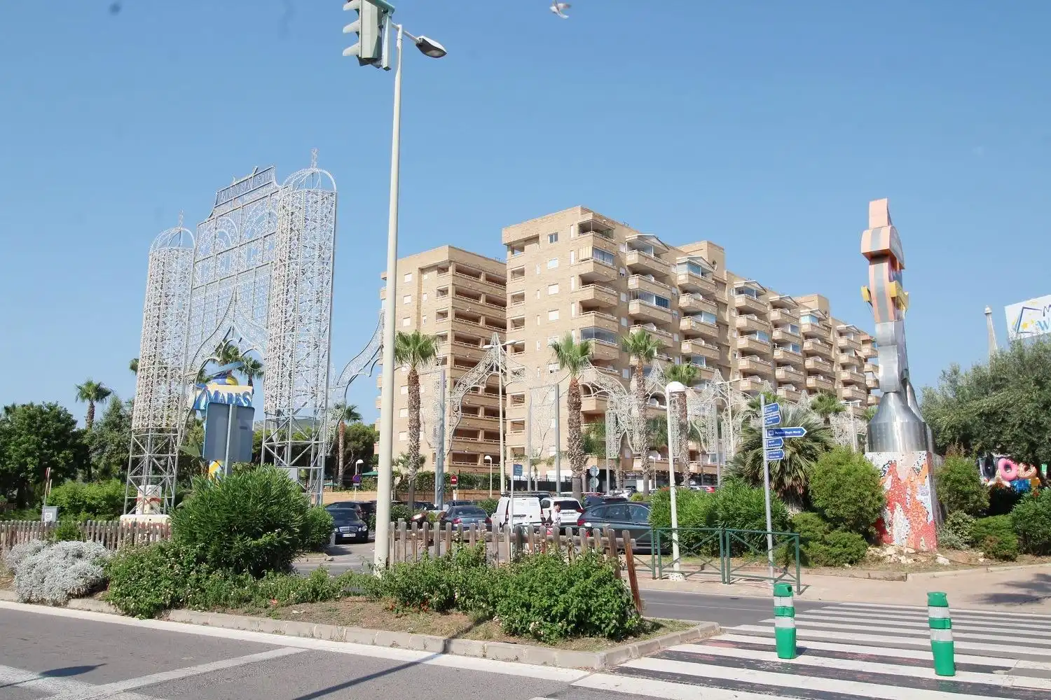 Vista exterior de Apartamento en venta en Oropesa del Mar / Orpesa con Aire acondicionado, Jardín privado y Terraza