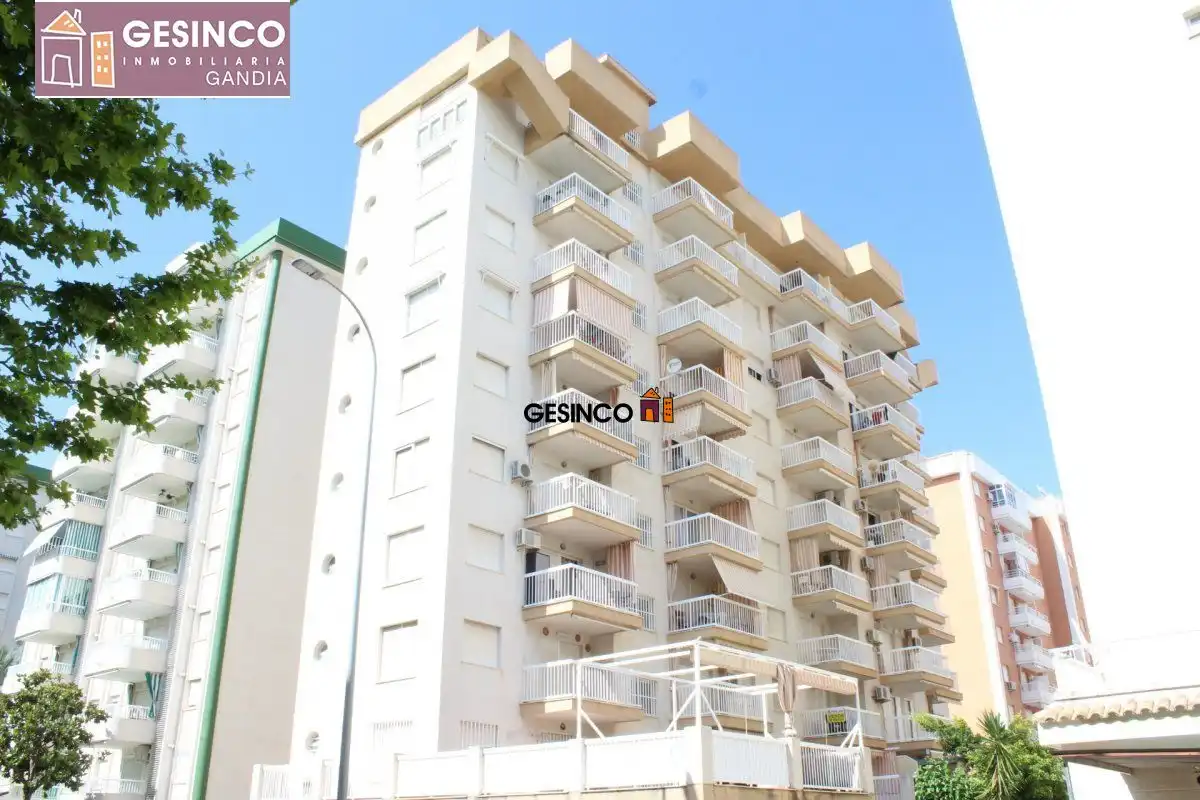 Àtic de lloguer en Gandia amb Terrassa, Moblat i Piscina comunitària
