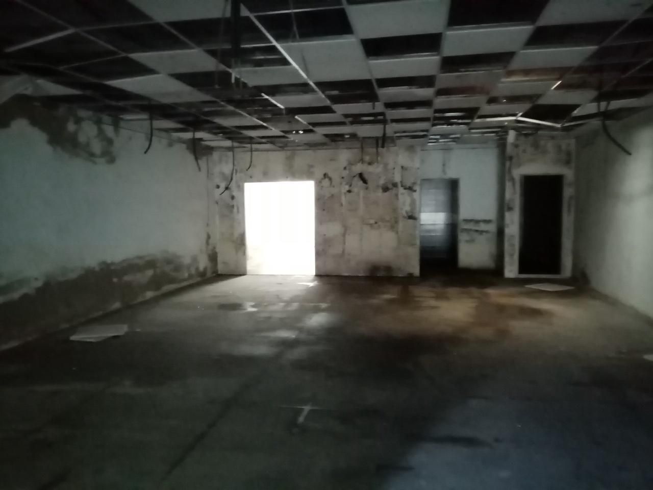 Local en venta en Montcada i Reixac con Terraza