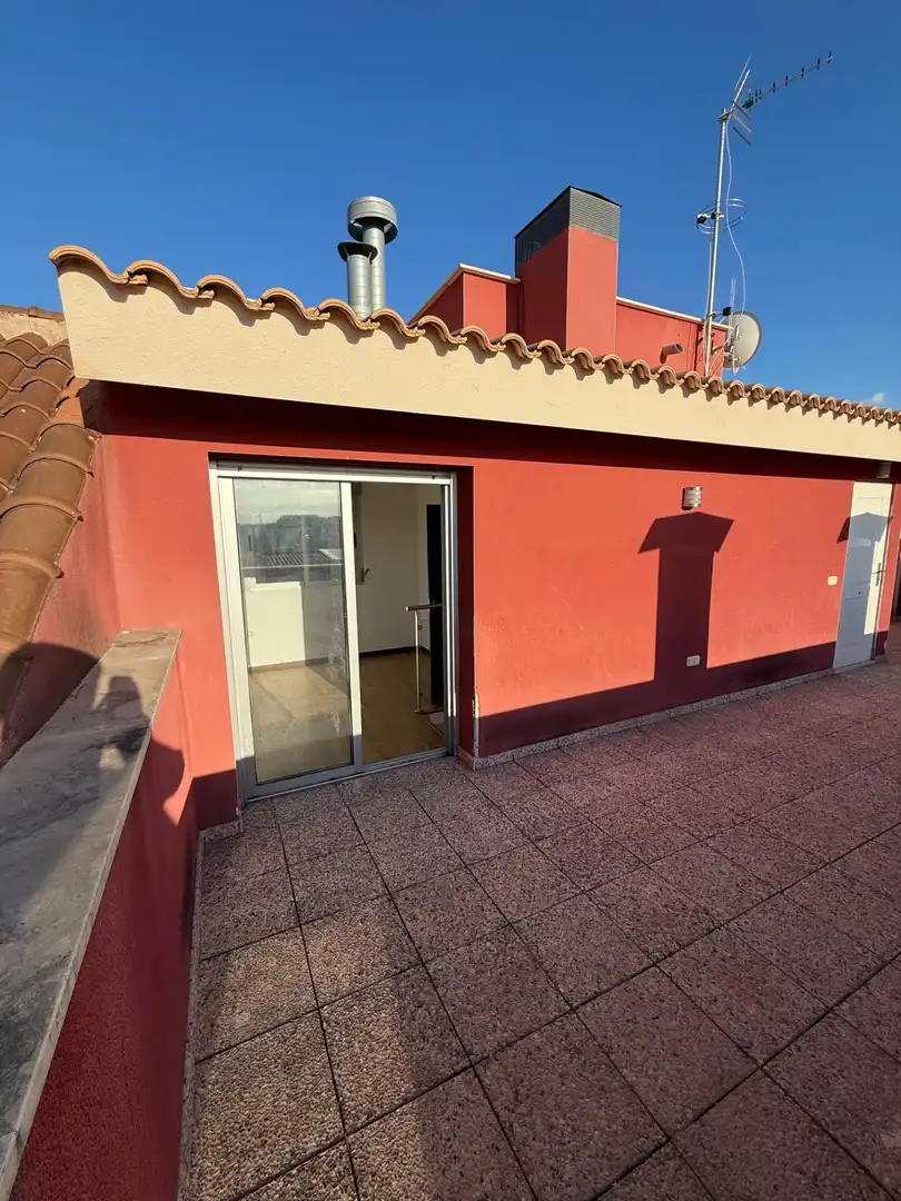 Ático con ascensor en venta en JOSE LUJAN 0