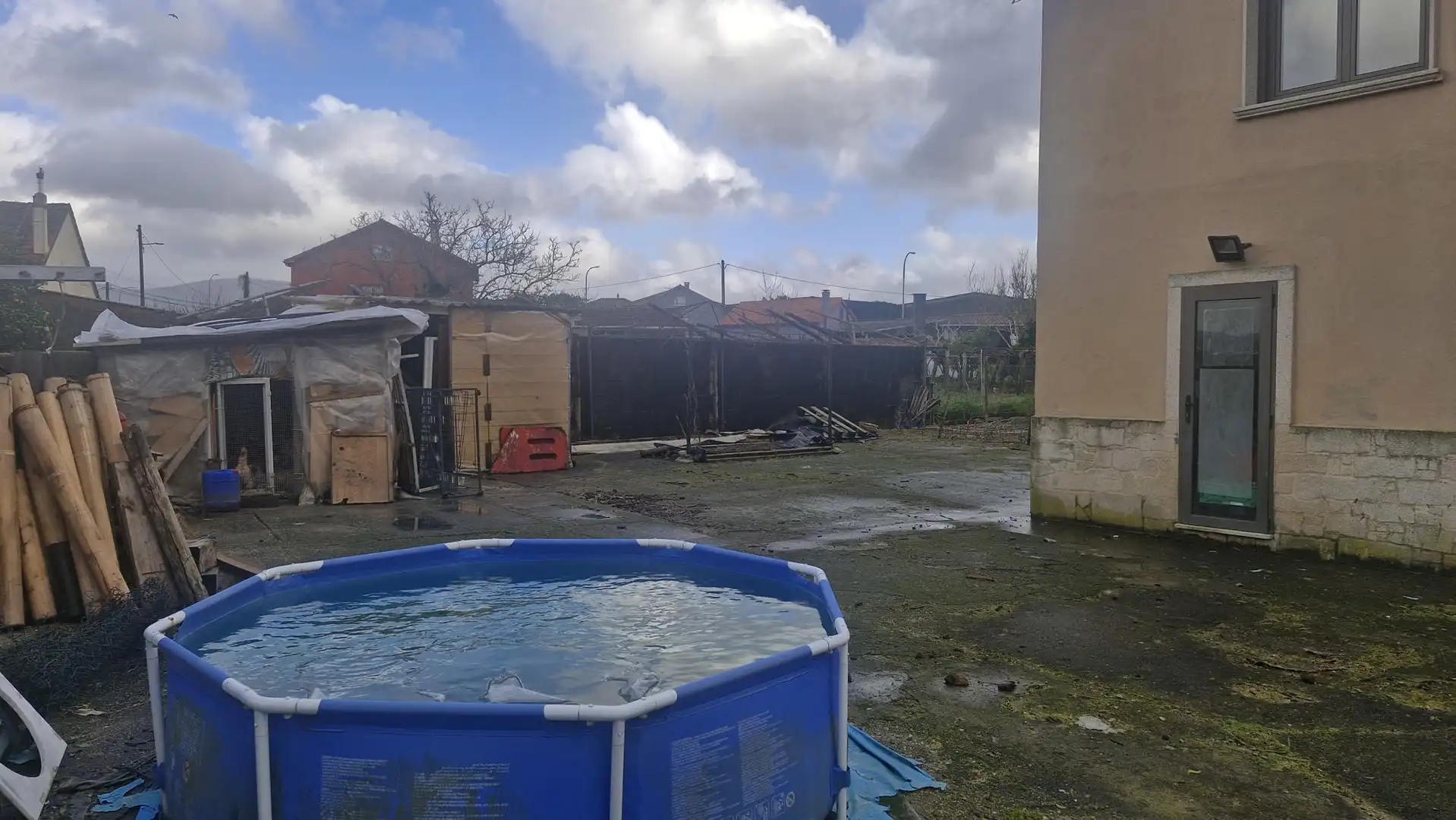 Piscina de Casa o chalet en venta en Valga