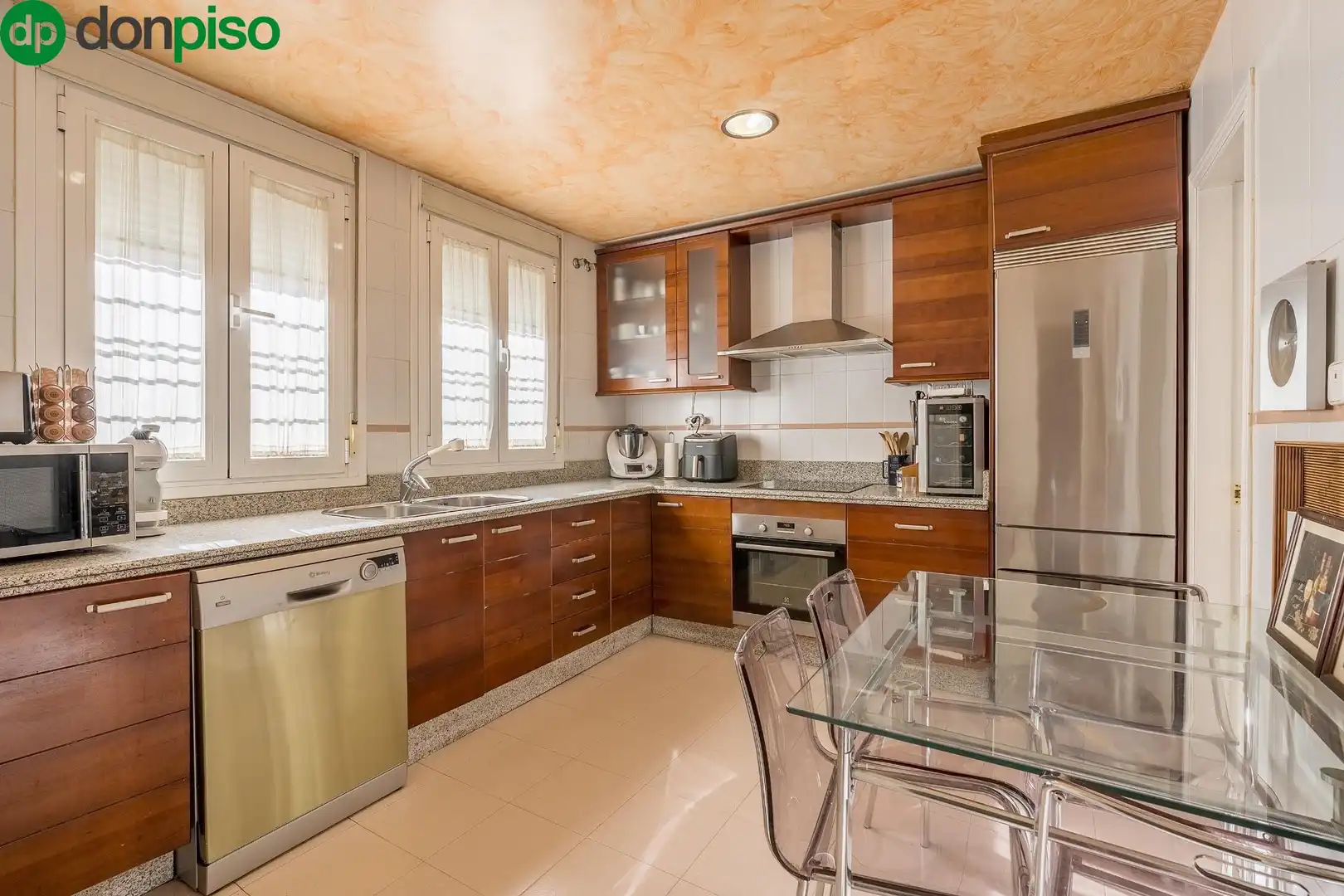 Kitchen of Detached homes for sale in Armilla  with Air Conditioner, Terrace and Balcony