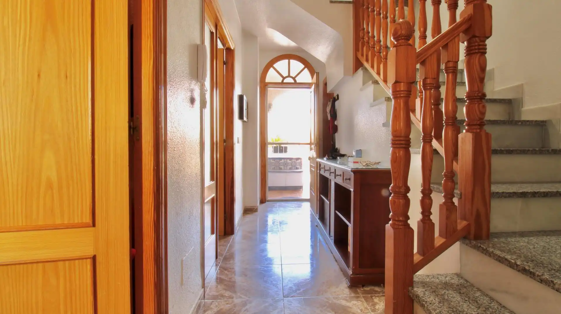 Casa adosada en venta en Roquetas de Mar con Aire acondicionado, Terraza y Trastero