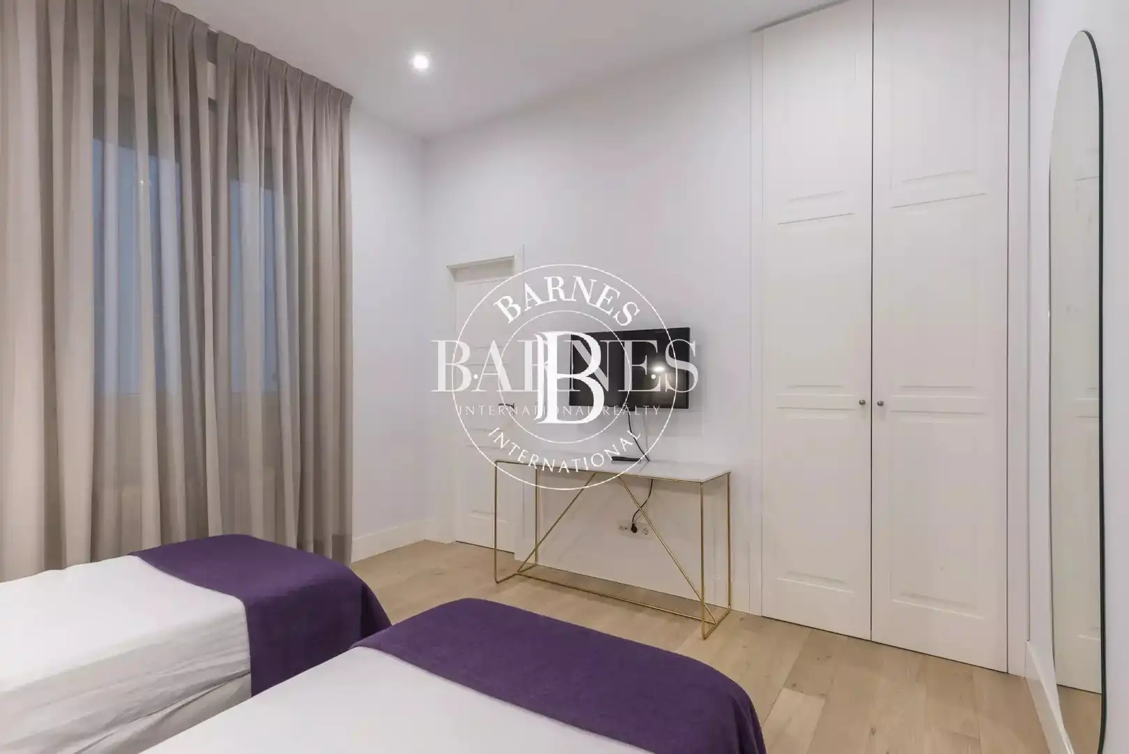 Schlafzimmer von Wohnung zur Miete in Madrid mit Klimaanlage, Heizung und Abstellraum