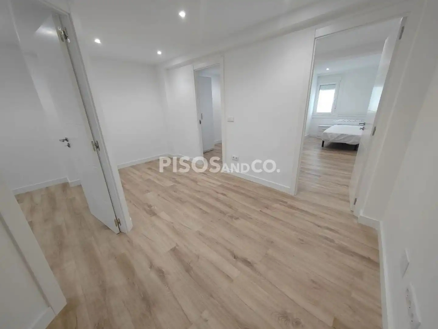 Dormitori de Pis en venda en A Coruña Capital  amb Moblat