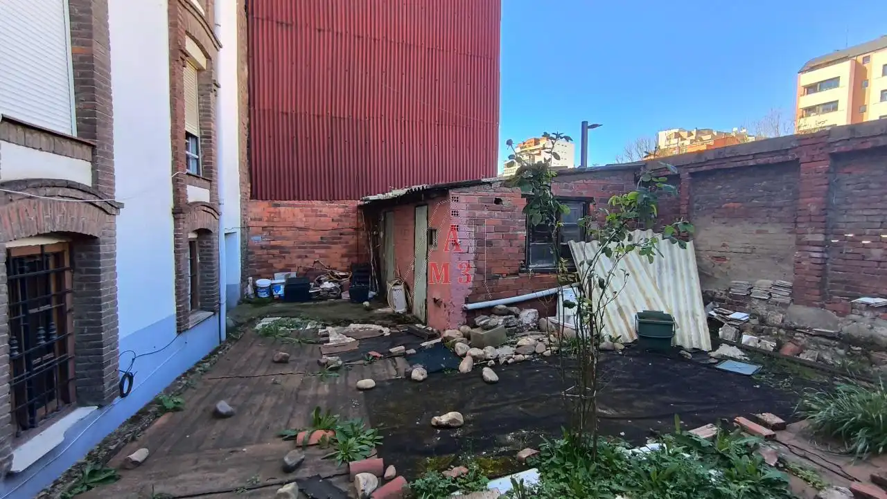 Vista exterior de Casa o chalet en venta en León Capital  con Calefacción y Trastero