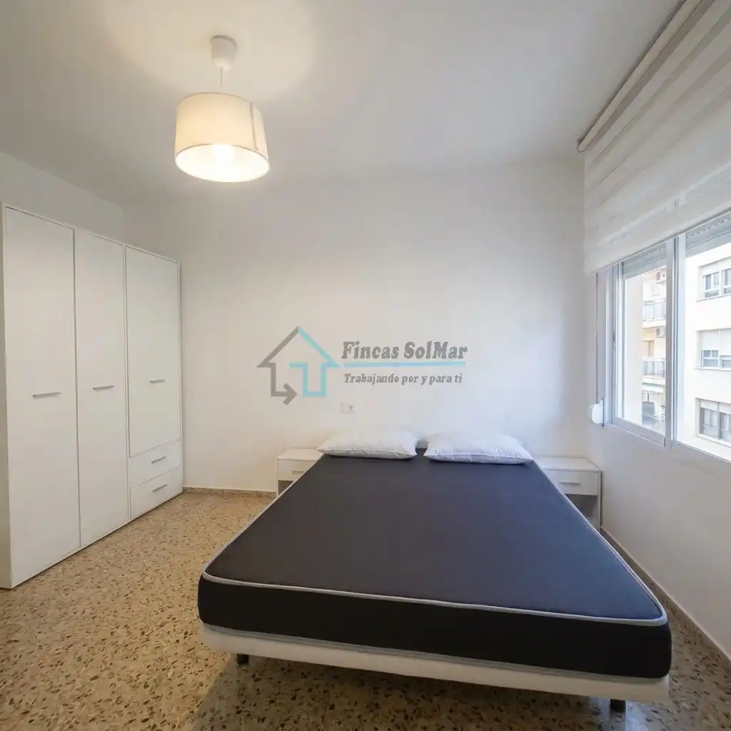 Dormitori de Apartament en venda en Castellón de la Plana / Castelló de la Plana amb Moblat i Balcó