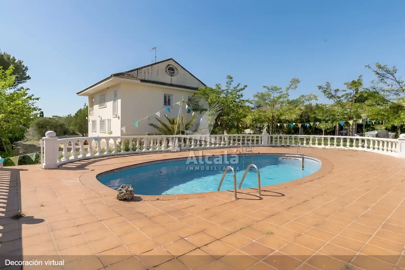Piscina de Casa o chalet en venta en Galápagos con Aire acondicionado, Calefacción y Terraza