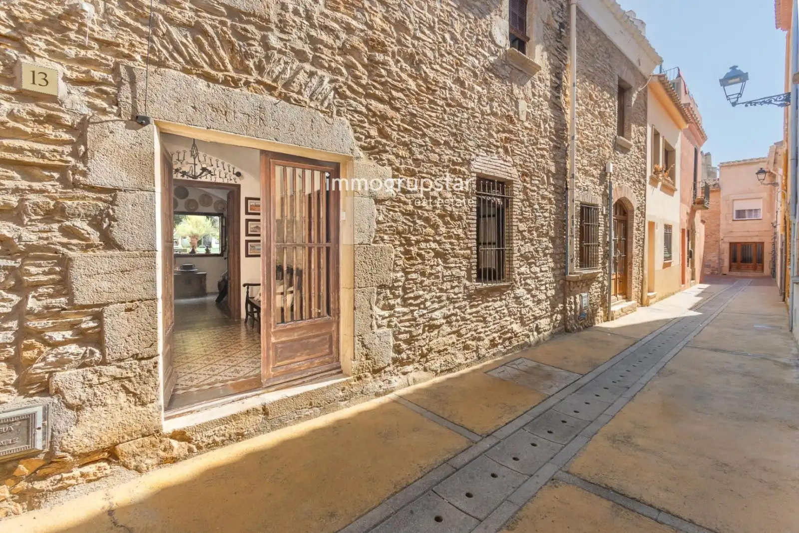 House for sale in Carrer del Farmacèutic Mató.