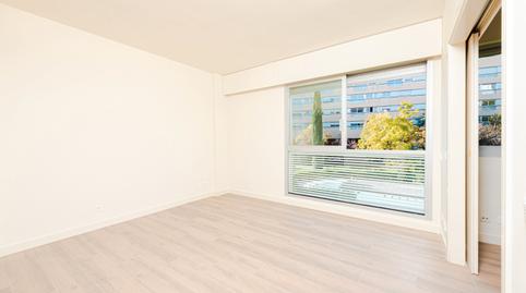 Foto 2 de Piso de alquiler en Vicente Morales, 3, Conde Orgaz - Piovera, Madrid
