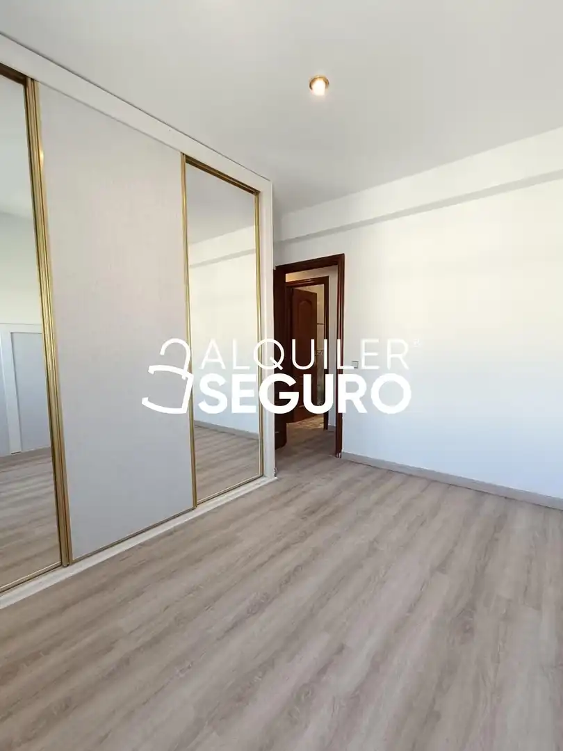 Bedroom of Flat for rent in Parla  with Air Conditioner, Heating and Furnished