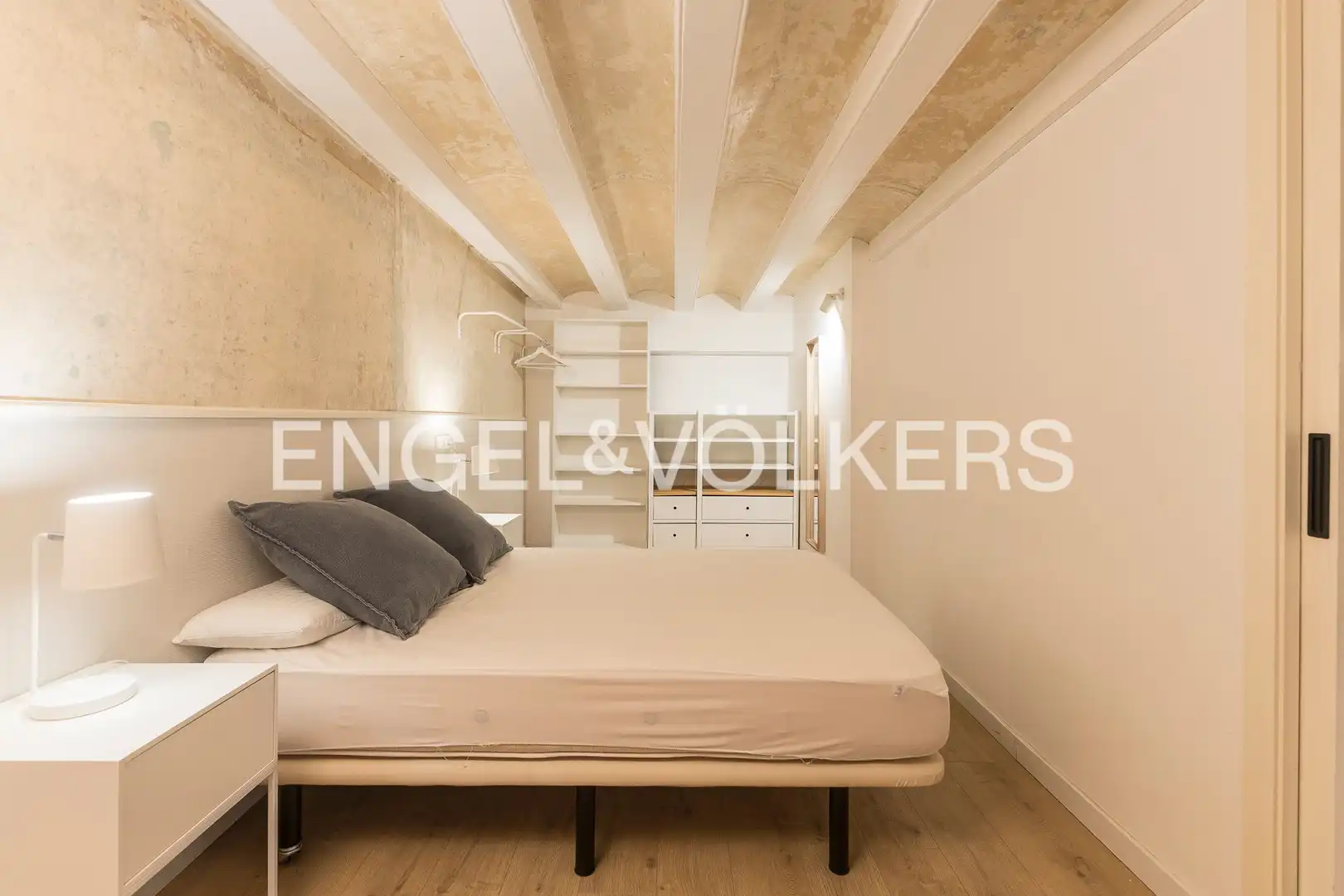 Habitación de Piso en venta en Barcelona con Aire acondicionado, Calefacción y Terraza