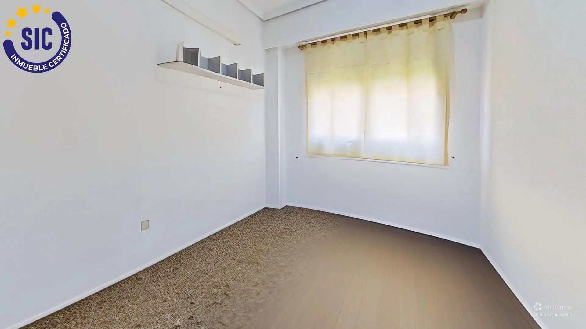 Habitación de Piso en venta en Valencia con Aire acondicionado, Calefacción y Balcón