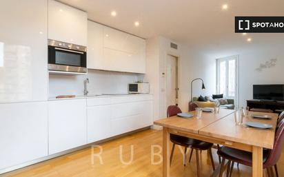Kitchen of Flat to rent in  Barcelona Capital  with Air Conditioner, Heating and Furnished