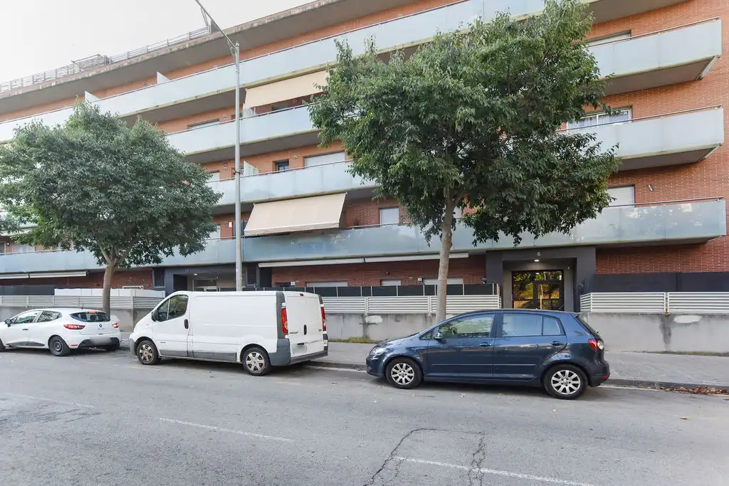 Vista exterior de Pis en venda en Mataró amb Piscina