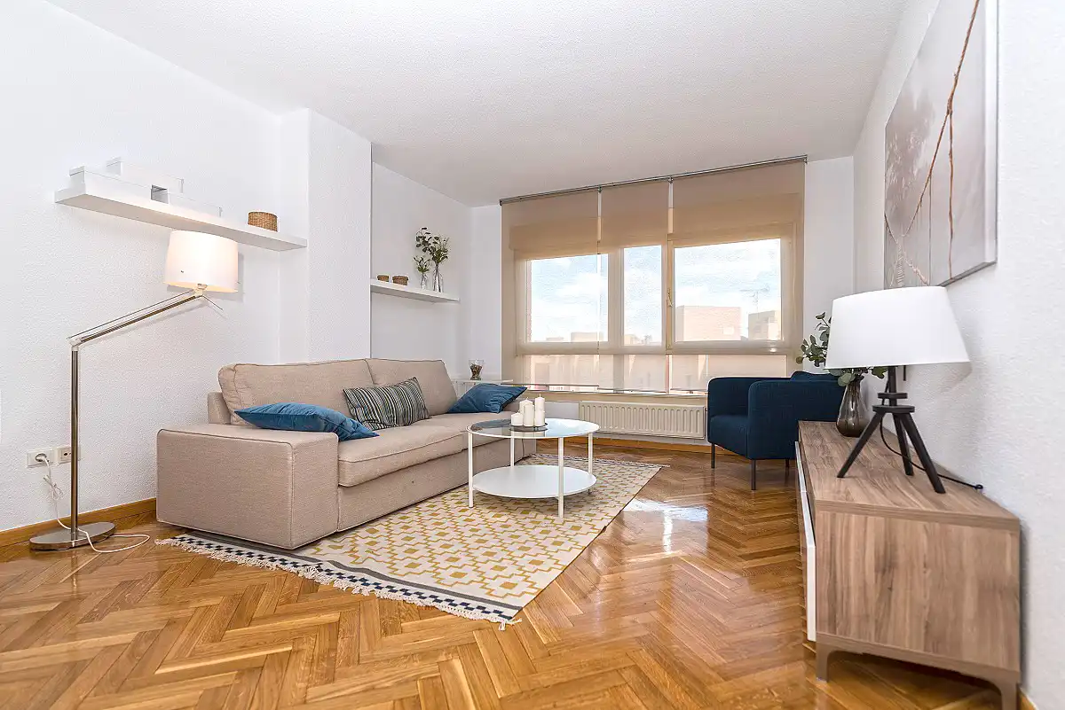 Sala de estar de Piso en venta en Alcorcón con Parquet