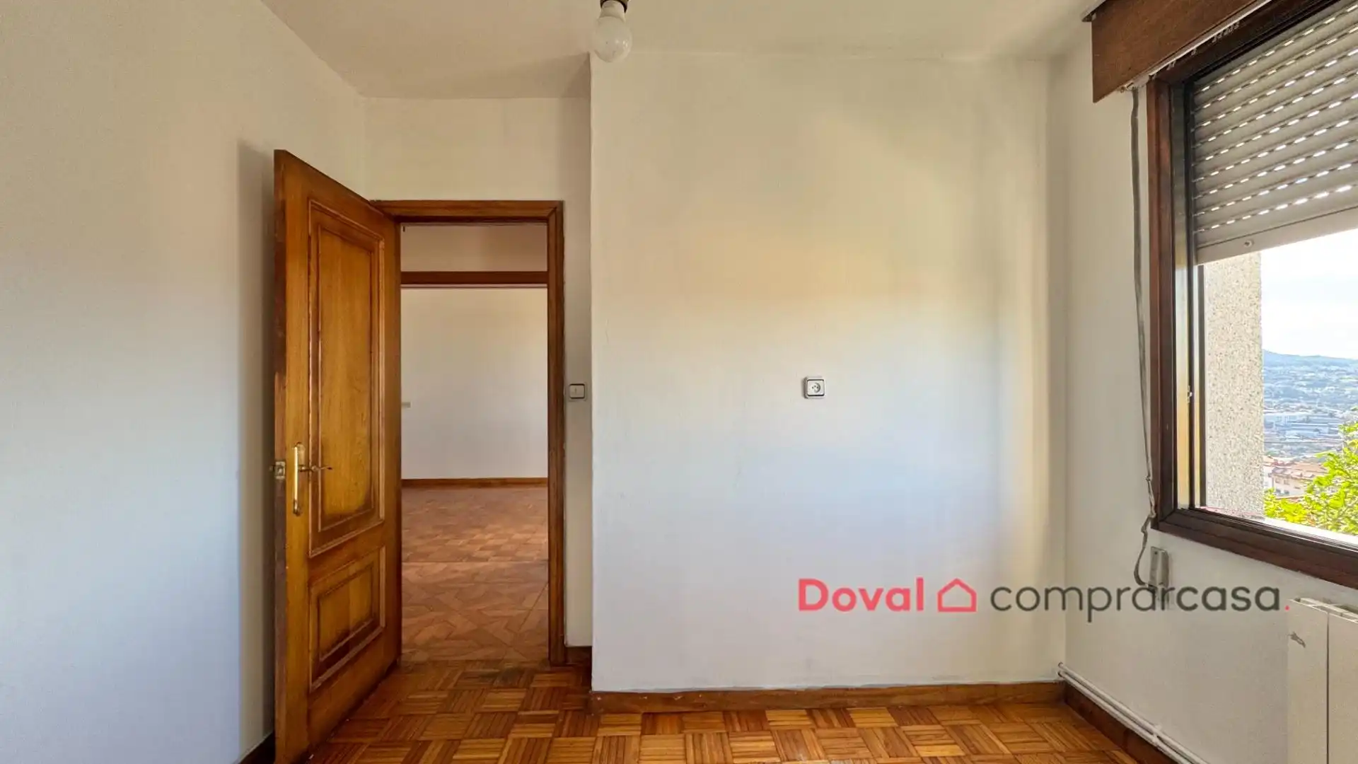 Houses for sale in Vigo   with Heating, Private garden and Parquet flooring