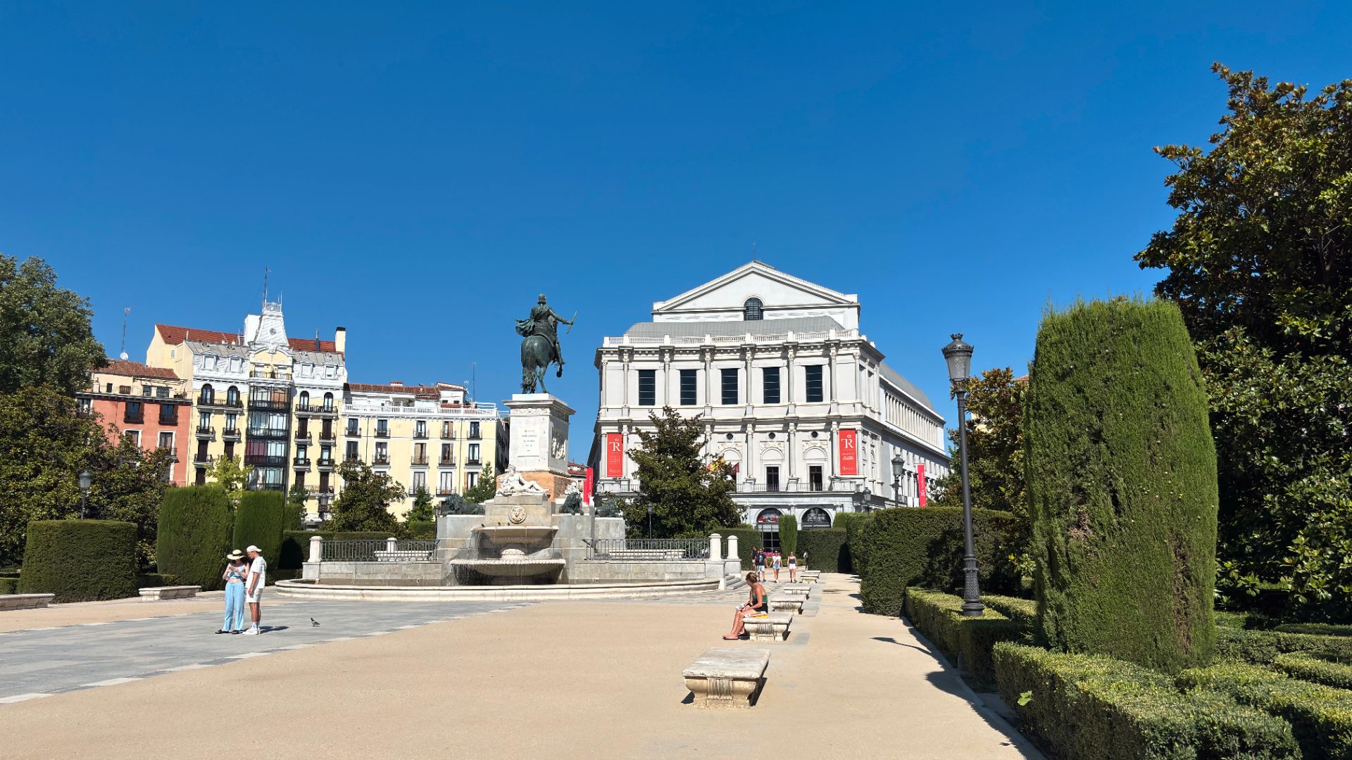 Exterior view of Flat for sale in  Madrid Capital  with Balcony