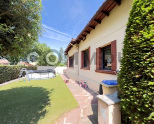 Vista exterior de Casa o xalet en venda en Seva amb Aire condicionat, Calefacció i Jardí privat