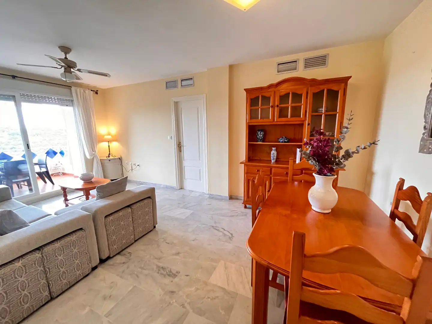 Living room of Apartments for rent in Marbella  with Air Conditioner, Terrace and Furnished