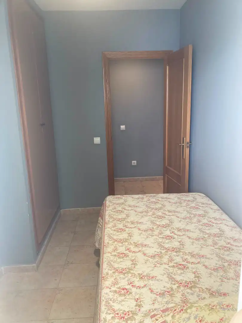 Apartamento de alquiler en Carrer Venecia, Montañar - El Arenal