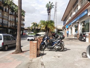 Local comercial en venda a Avenida de Mijas 59