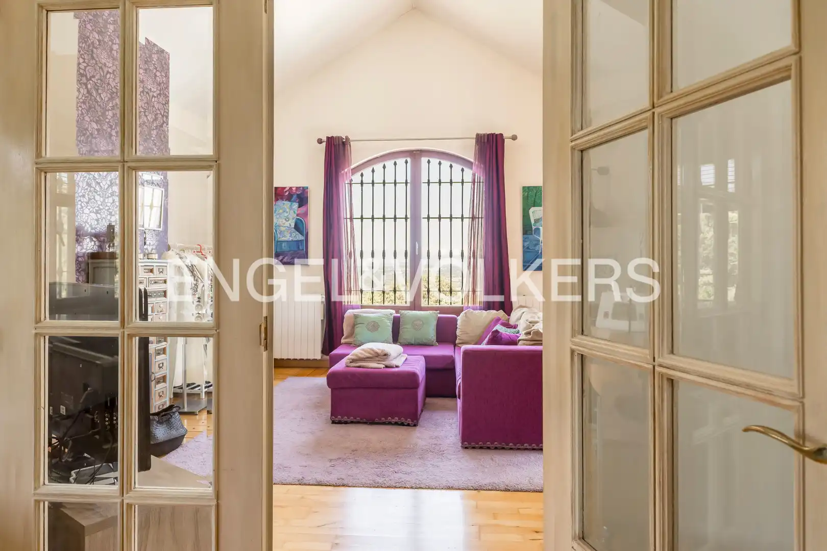 Living room of Houses for sale in Valdemorillo  with Air Conditioner, Heating and Private garden