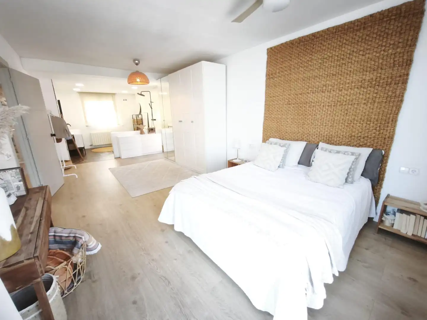 Habitación de Casa o chalet en venta en Castellar del Vallès con Calefacción, Jardín privado y Parquet