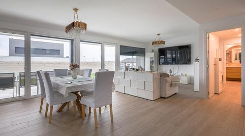 Foto 3 de Casa adosada en venda a Calle Camilo Jose Cela, 4, Los Hueros, Villalbilla