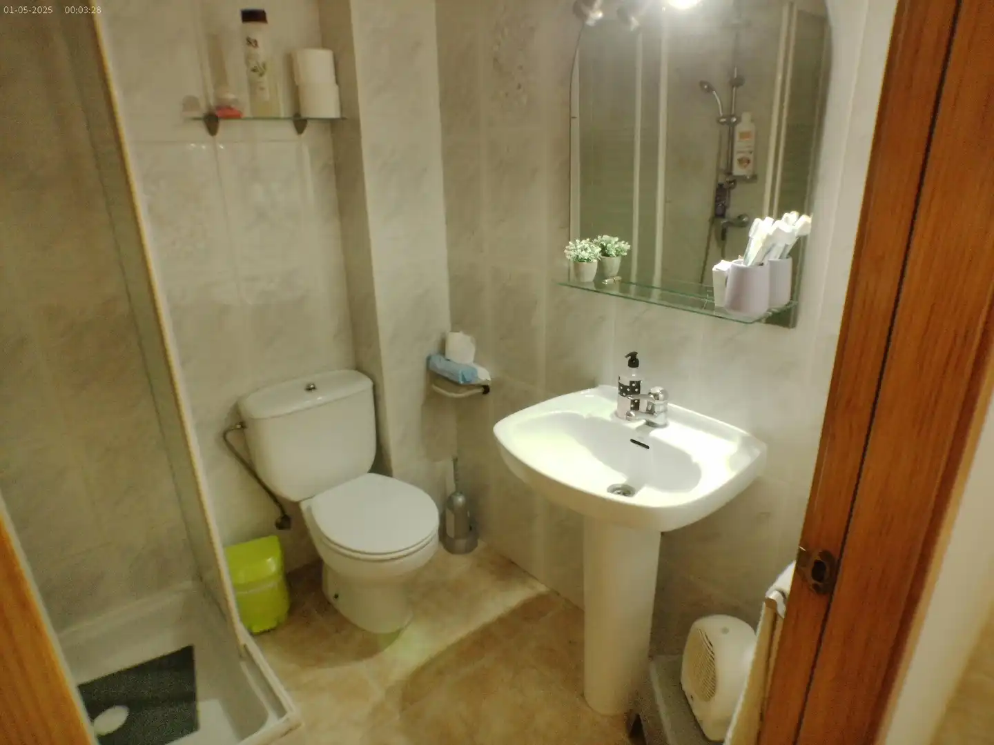 Baño de Piso en venta en Móra d'Ebre con Aire acondicionado, Calefacción y Terraza
