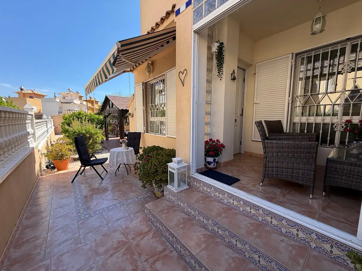 Haus mit Pool zum Verkauf in Calle Monte de Santa Pola 35D, imagen 2