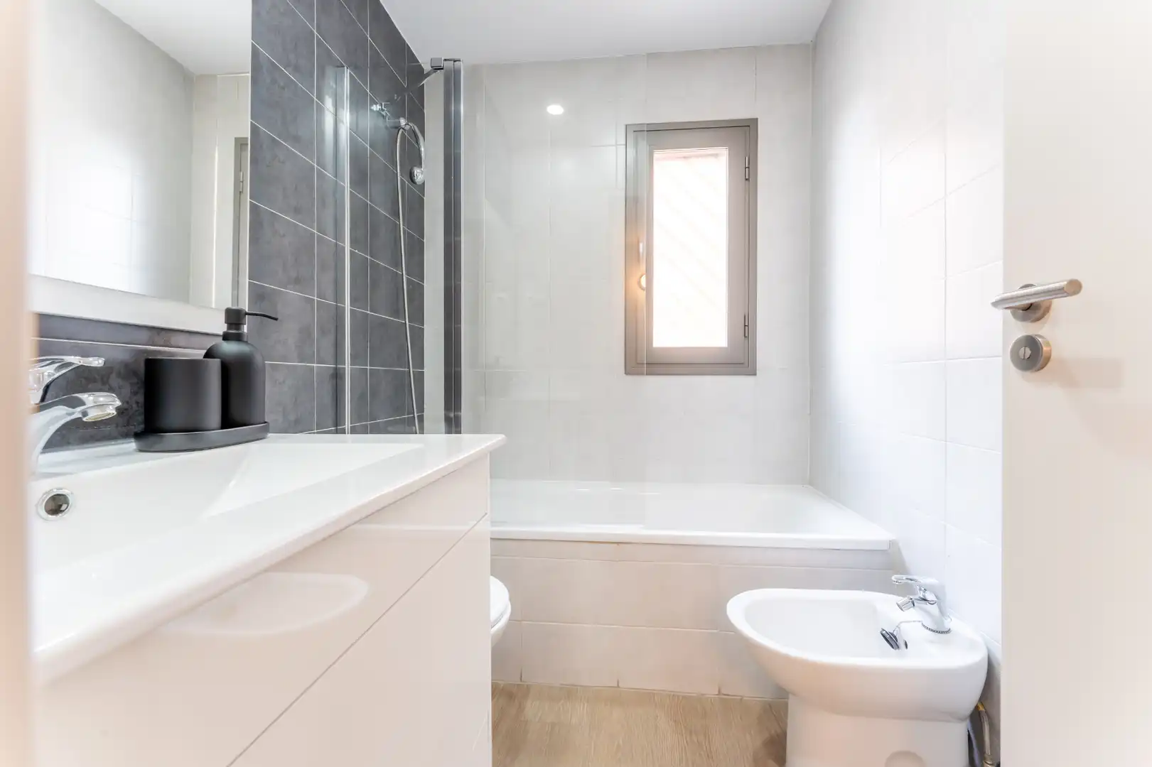 Flat for rent in Calle de Isabel Clara Eugenia, 31, Sanchinarro
