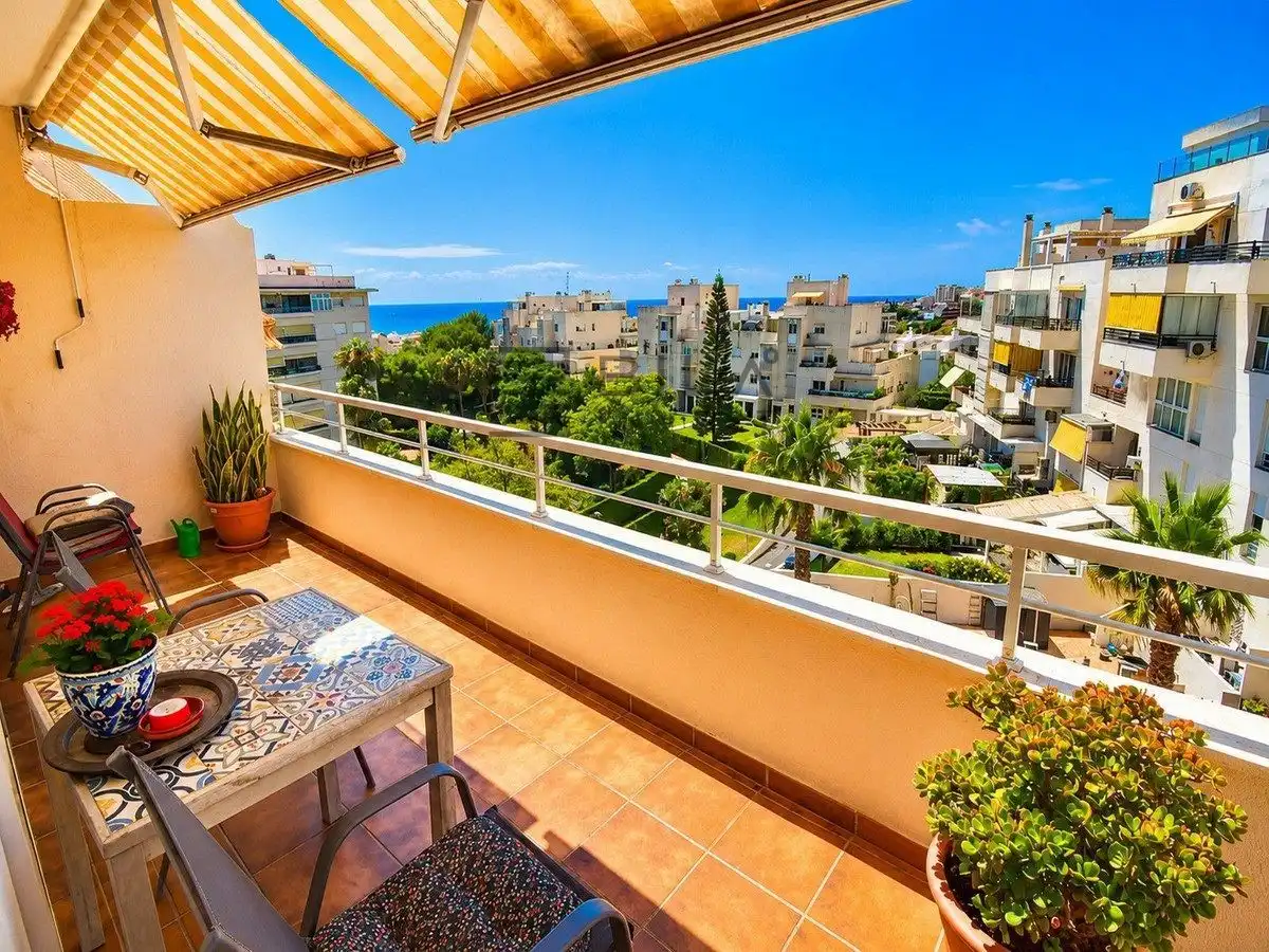 Terraza de Ático en venta en Benalmádena con Aire acondicionado, Terraza y Trastero