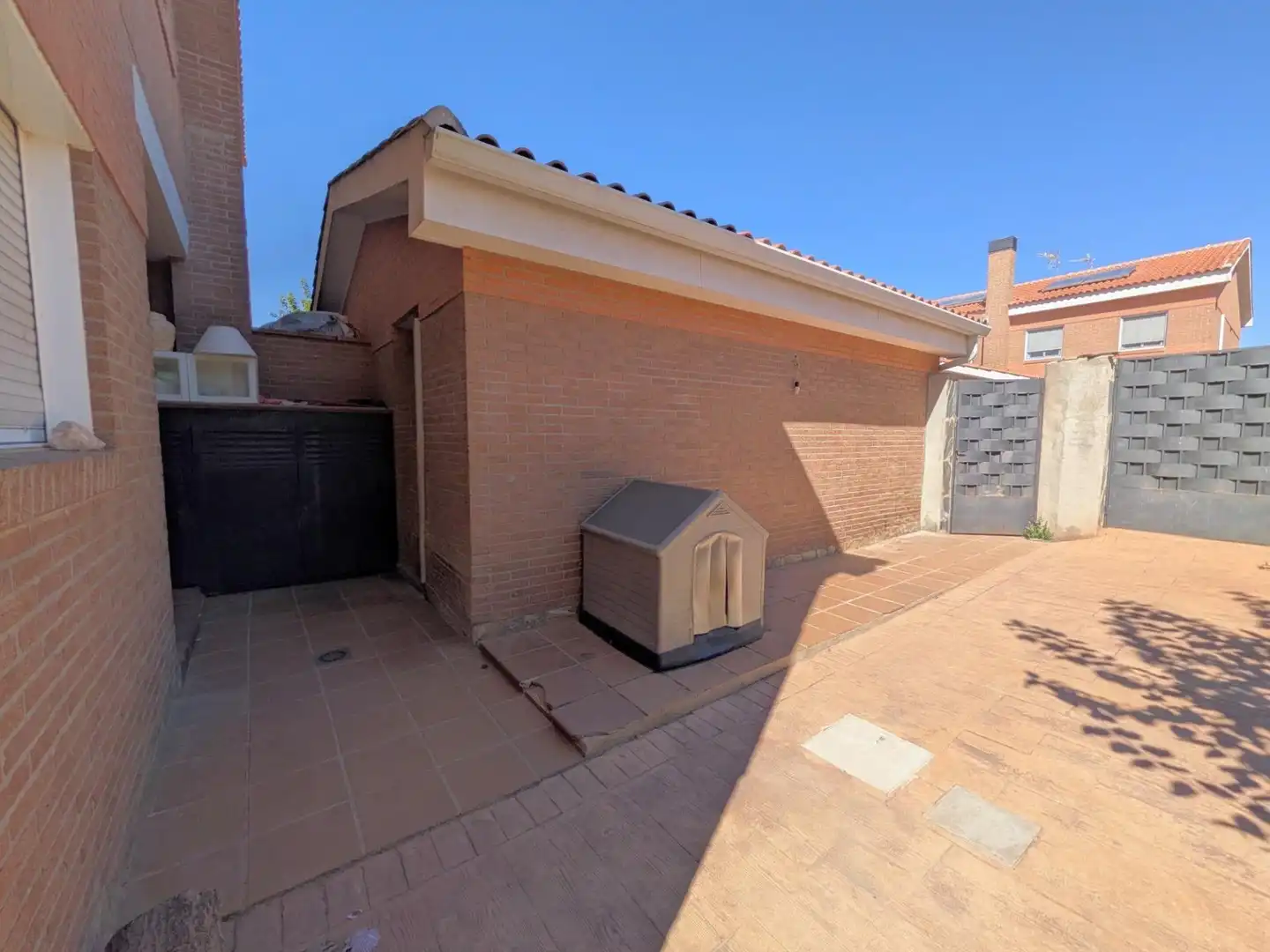 Semi-detached house with pool for sale in Pioz, imagen 19