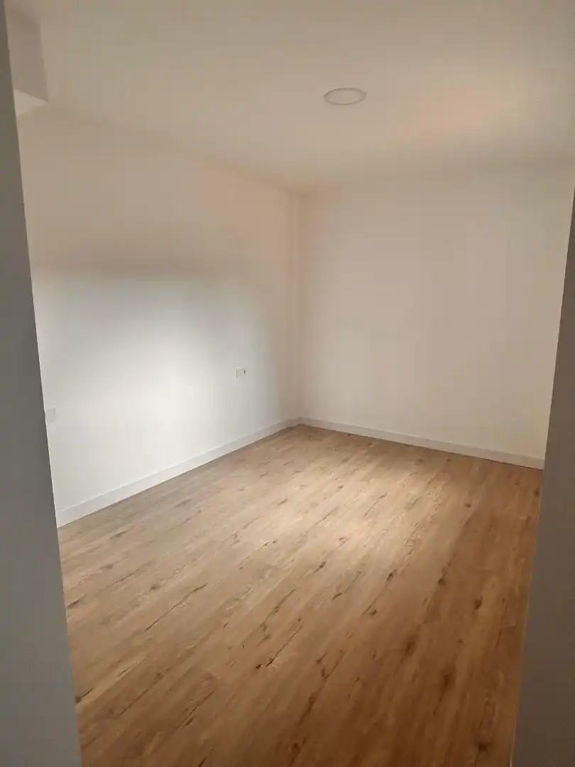 Habitación de Ático en venta en Sant Guim de Freixenet con Calefacción, Terraza y Horno