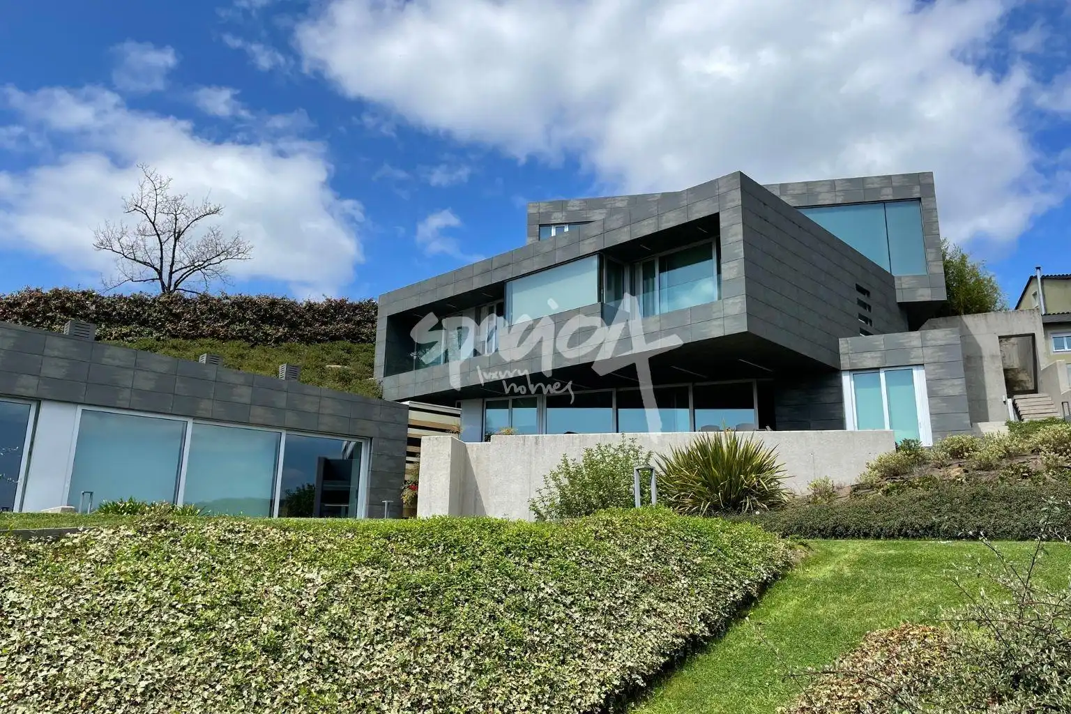 Vista exterior de Casa o chalet en venta en Sarria con Aire acondicionado, Jardín privado y Terraza