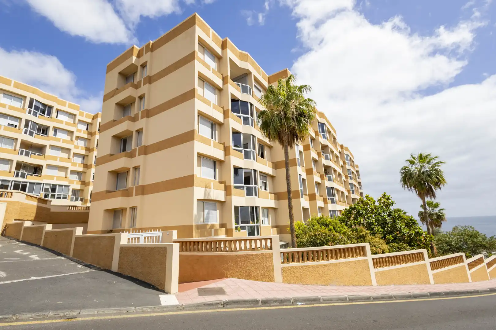 Vista exterior de Piso en venta en Radazul