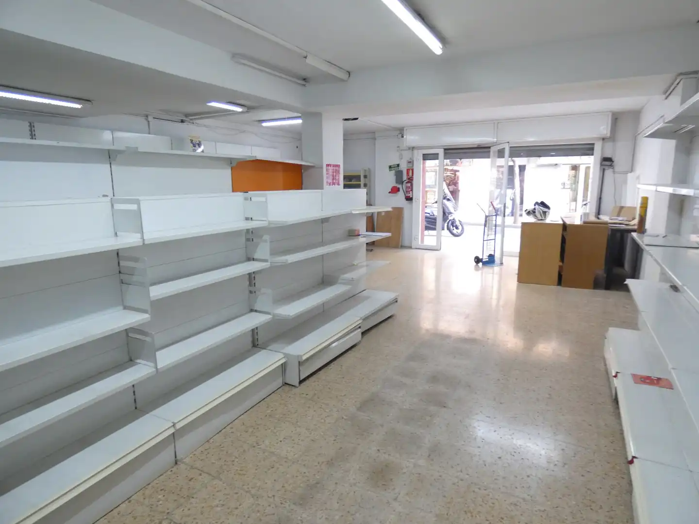 Gewerbefläche zum Verkauf in Centre - Cordelles, imagen 17