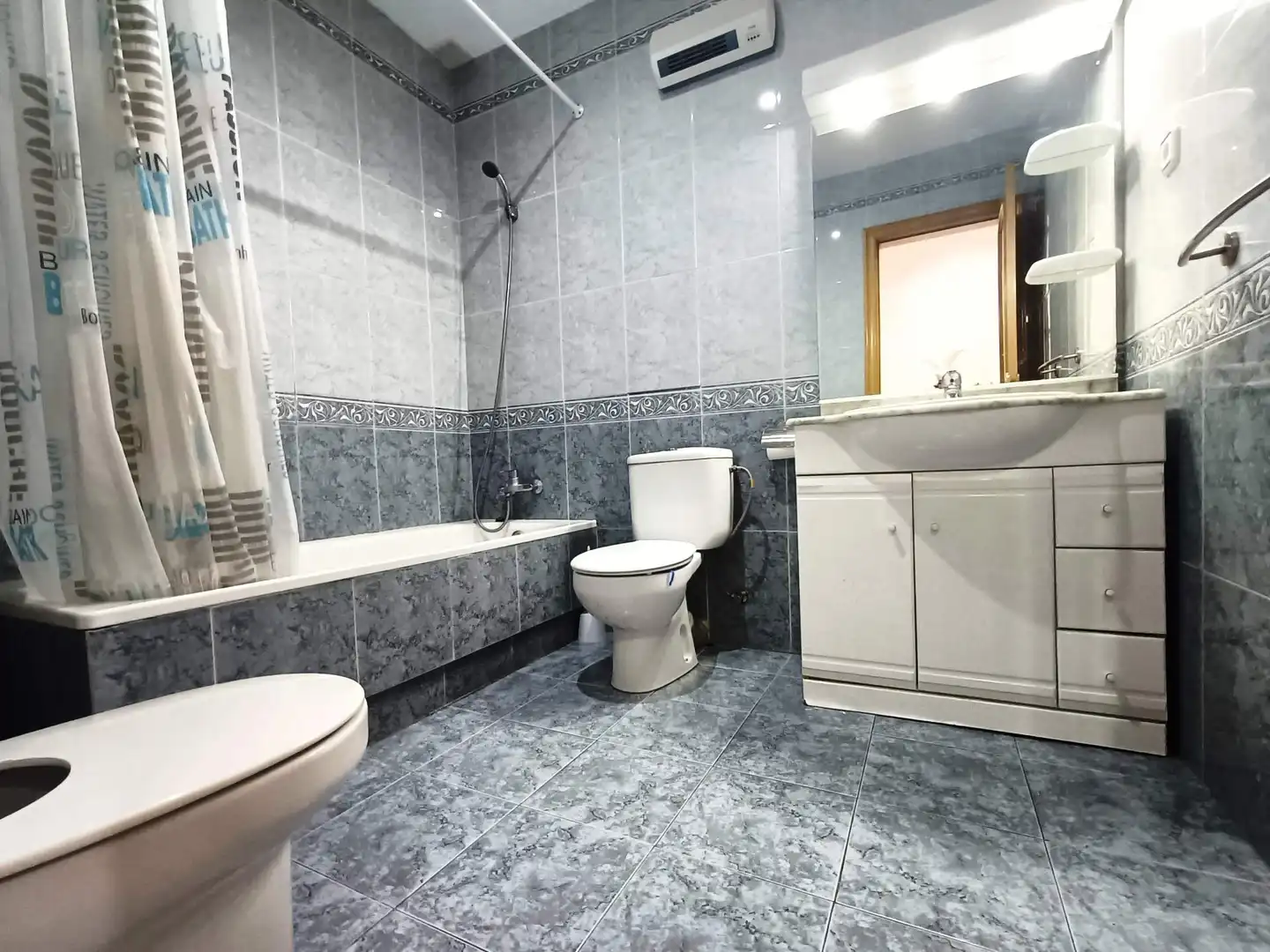 Baño de Casa o chalet en venta en Olèrdola con Aire acondicionado, Calefacción y Jardín privado