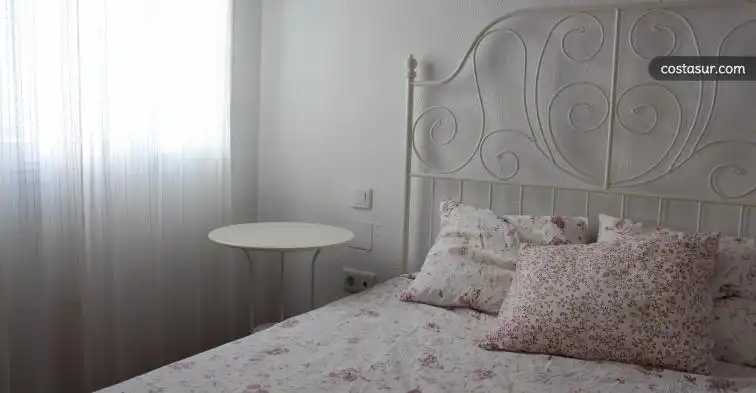 Bedroom of Apartments for rent in Chiclana de la Frontera  with Furnished, Pets allowed and Community pool