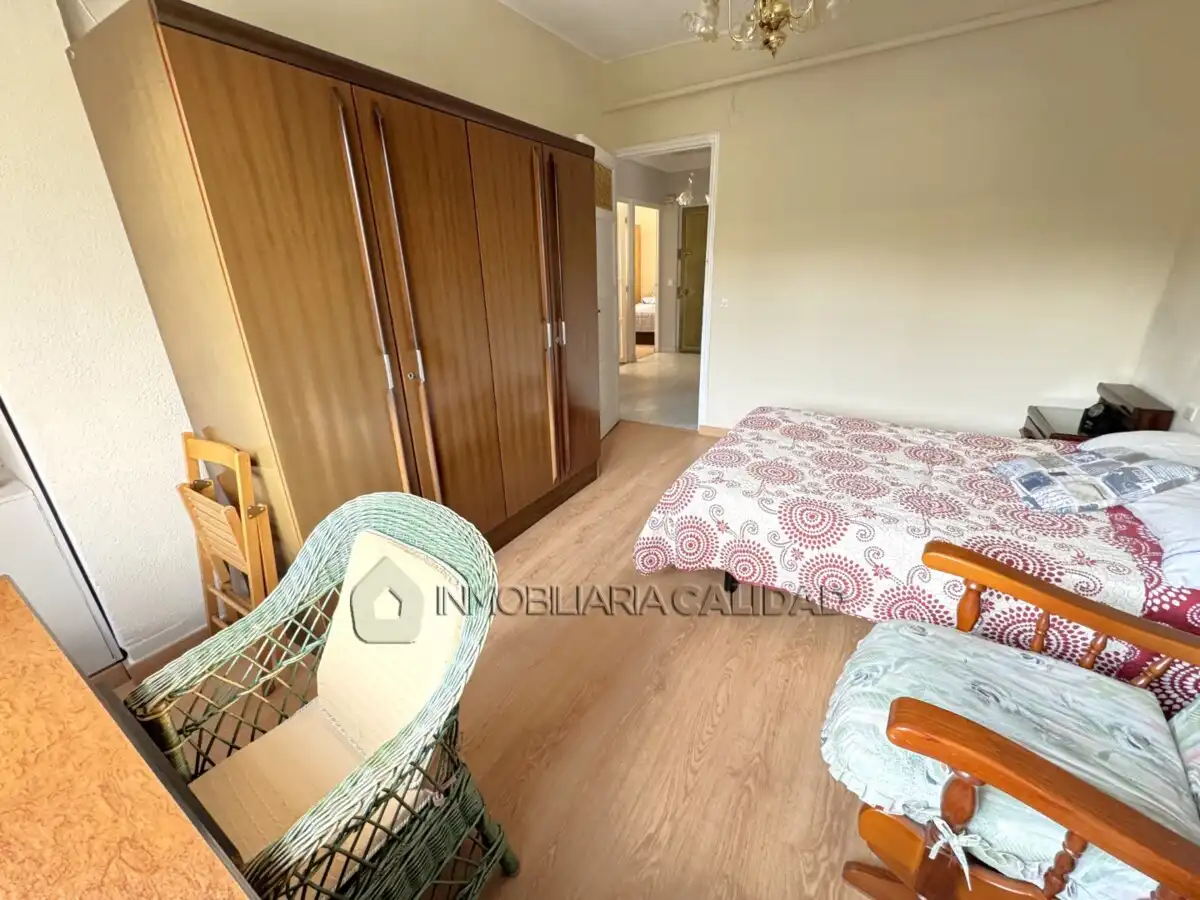 Habitación de Piso de alquiler en Burgos con Calefacción y Amueblado