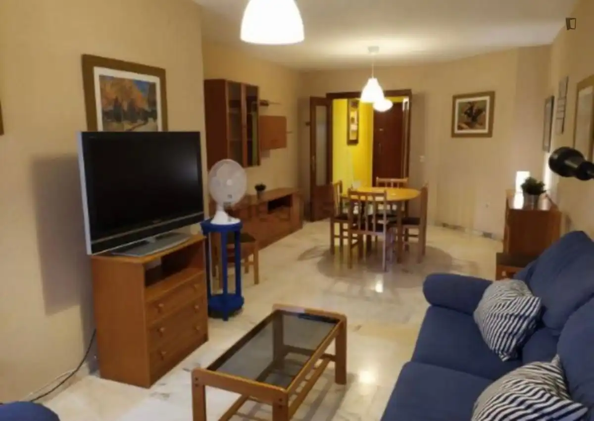 Habitació a Parque Ayala - Jardín de la Abadía - Huelín